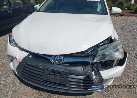 2016 Toyota Camry Le/Xle/Se/Xse из США, поврежденный, VIN 4T4BF1FK3GR561044